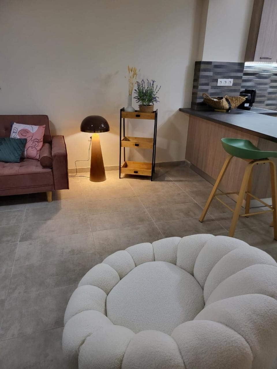 Now, Kolonaki Apartment Athens
